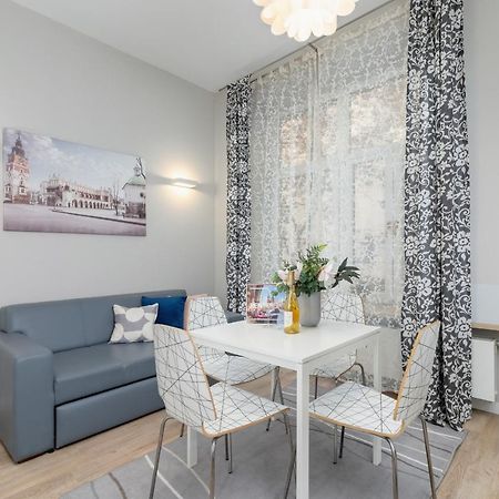 Central Planty Park Apartment Lobzowska By Noclegi Renters Krakov Exteriér fotografie