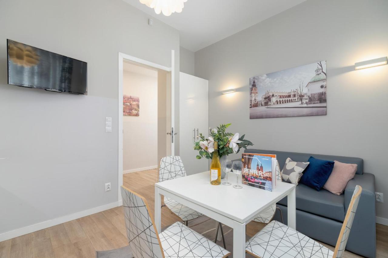 Central Planty Park Apartment Lobzowska By Noclegi Renters Krakov Exteriér fotografie